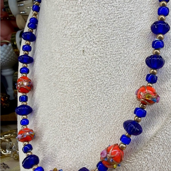 Stunning Venetian glass and wedding cake beads in cobalt blue 20 “ - Picture 2 of 5